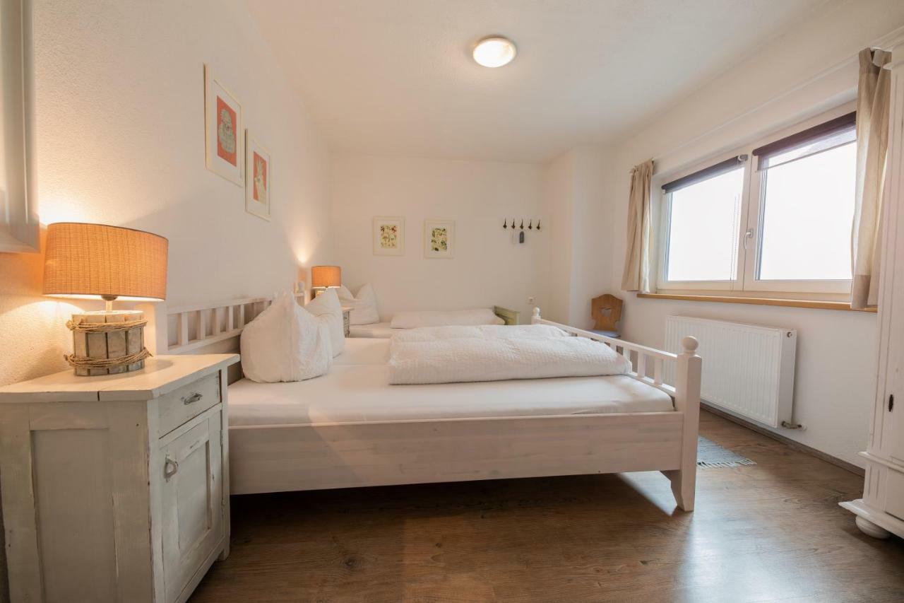 Ferienwohnung Am Platzl Neustift im Stubaital Exterior foto